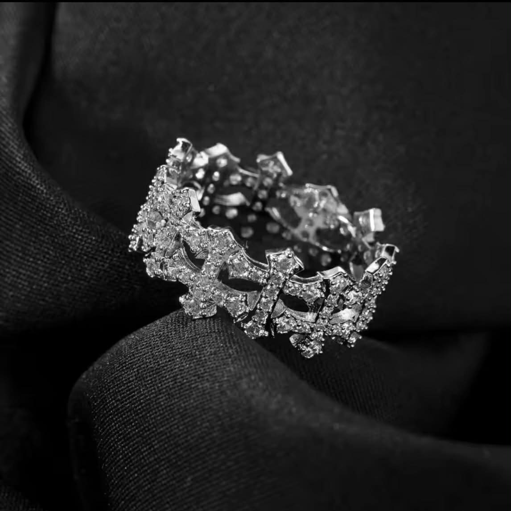 Silver Cross Luxe Ring